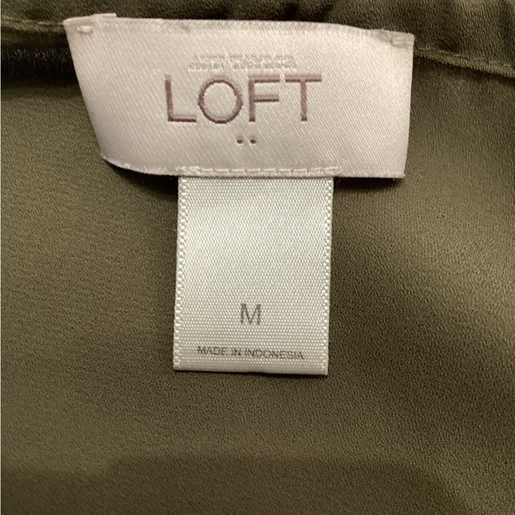 Loft Women’s Sleeveless Khaki Blouse - Medium - Picture 6 of 6